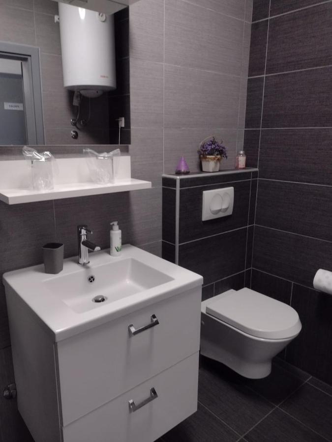 רוביני Room Armani מראה חיצוני תמונה
